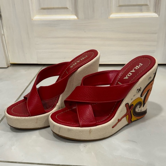 VINTAGE PRADA Ocean Beach Theme Wedge Sandals Starfish - Picture 3 of 9